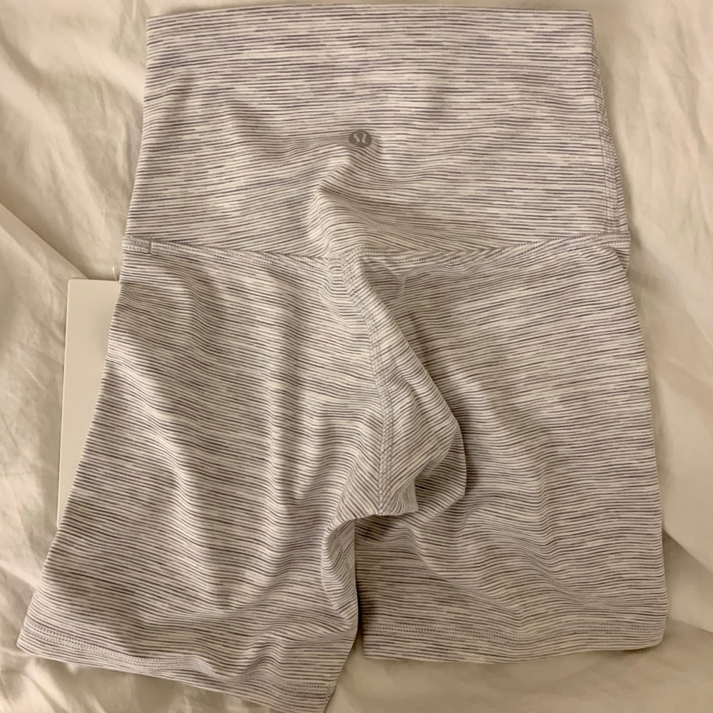 Lululemon Align short 6”